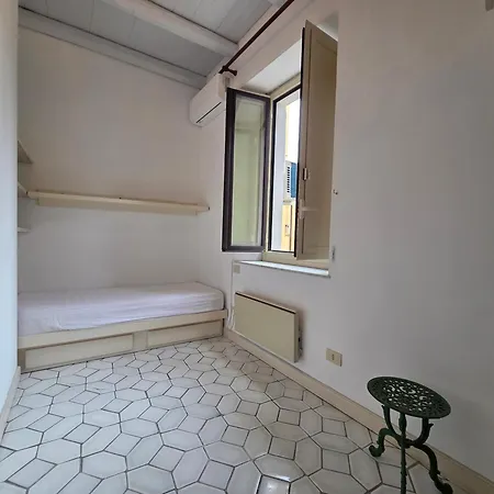 The Arch Loft Center By Holidays