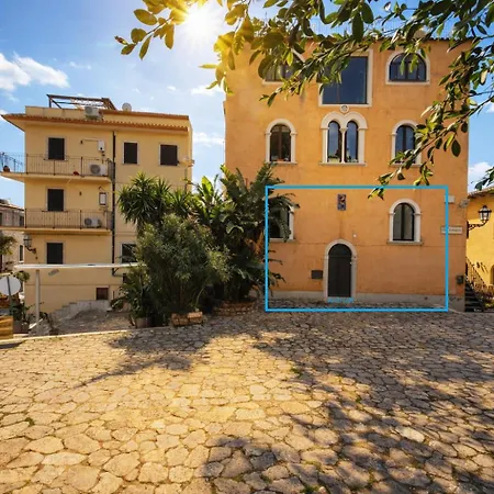The Arch Loft Center By Holidays Taormina